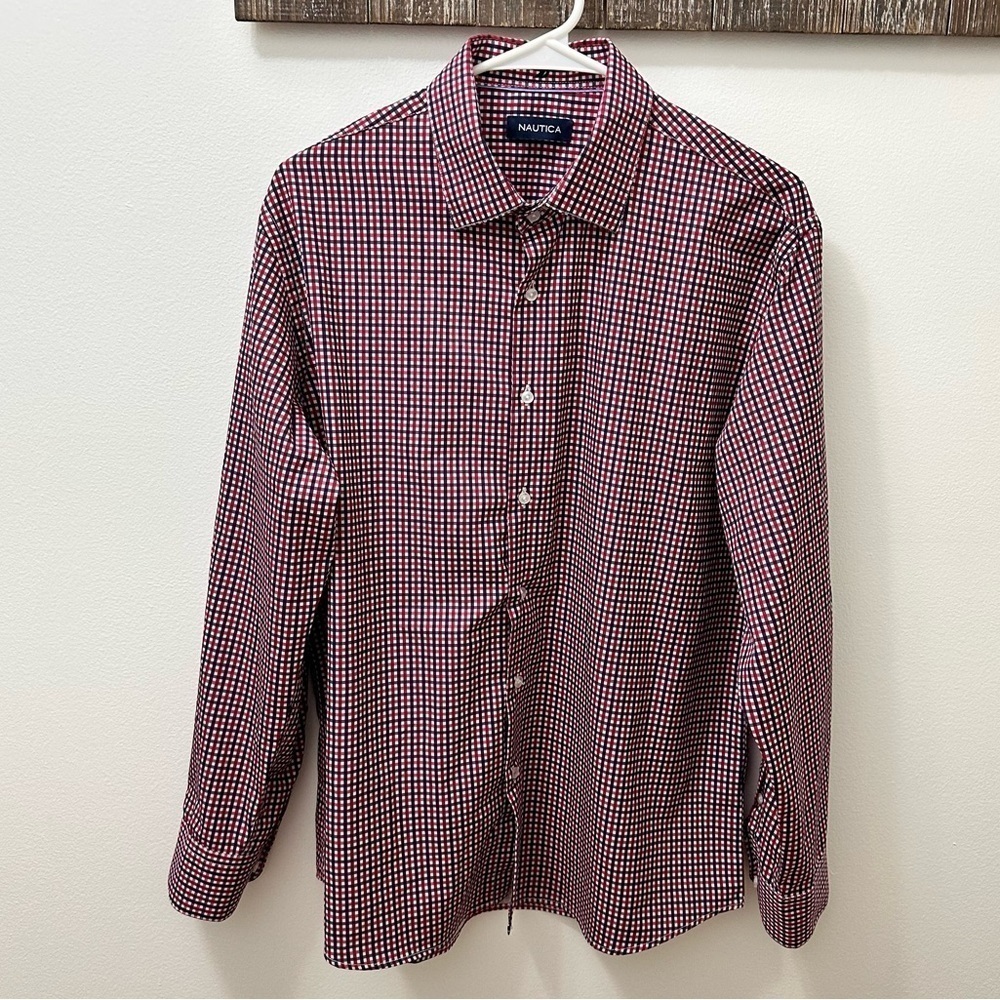Nautica Men's Long Sleeve Dress Shirt performance red white blue size medium